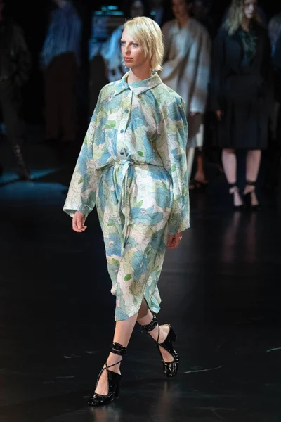 Look 36